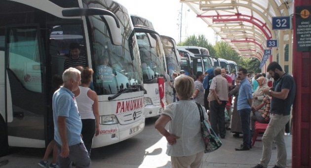 Terminalde Bayram Bereketi