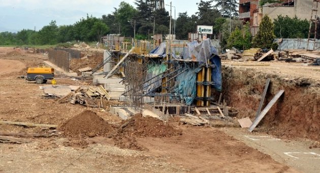 Tihsah Arenada Zemin Çalışmalarında Sona Gelindi