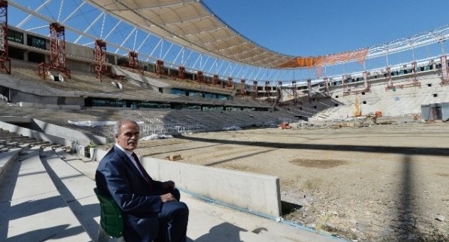 Timsah Arena’ya Barcelona’lı Açılış