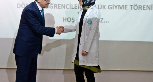 Tıp Fakültesinde Beyaz Önlük Heyecanı