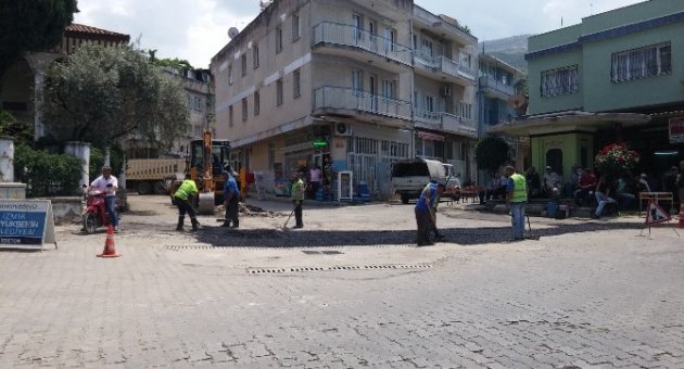 Tire’de Asfalt Hamlesi
