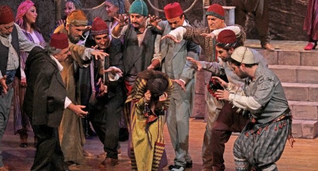 Tiyatro Oscarları Karşıyaka’da Sahiplerini Bulacak