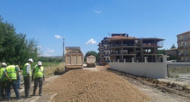 Toki Ve Paşaalanı Asfaltlanıyor