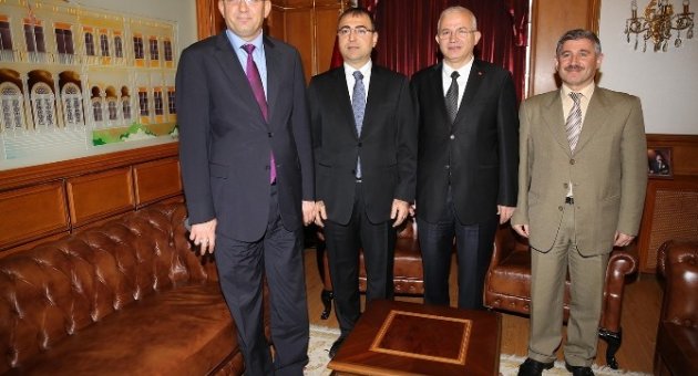 Torbalı Belediyesi Eğitim İçin Arsa Bağışladı