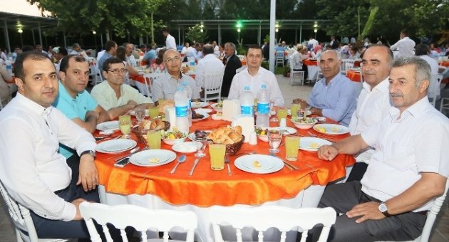 Torbalı’da Birlik Ve Beraberlik İftarı