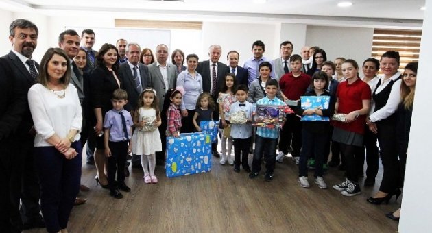Tredaş’ın Resim Yarışmasında, Dereceye Girenlere Ödülleri Verildi