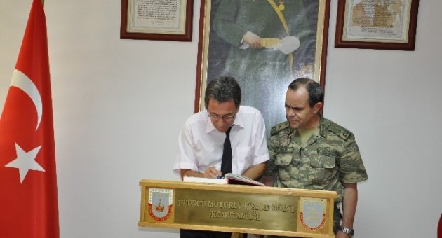 Tugay Komutanı Tuğgeneral Ünlü Göreve Başladı