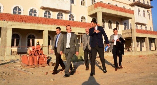 Turan, Kepez İmam Hatip Lisesi İnşaatında İncelemelerde Bulundu