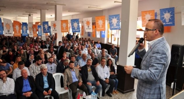 Turan, Memleketi Lapseki’de Parti Üyeleriyle Buluştu