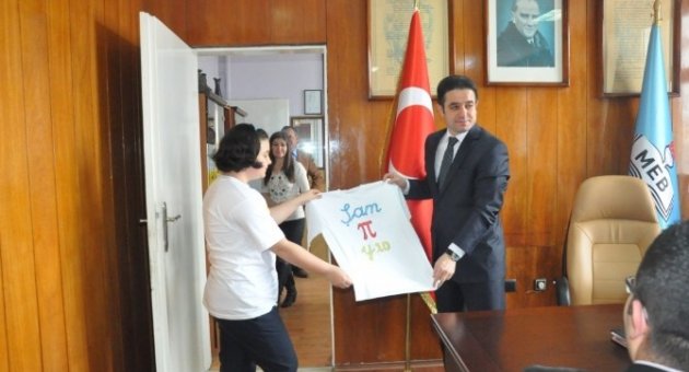 Turgut Reis Ortaokulu Öğrencilerinden ’yüzyılın Pi Günü’ Etkinliği