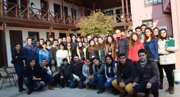 Turistler, Öykam Müzesine Hayran Kalıyor