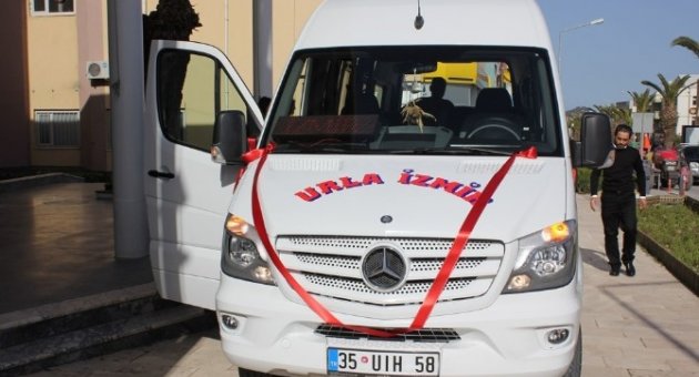 Türkiye’nin Engellilere Hizmet Veren İlk Minibüsü İzmir’de
