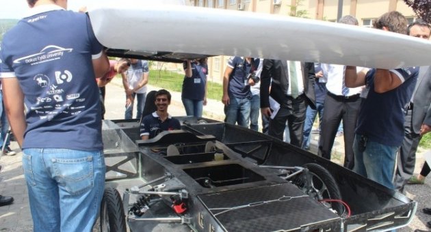 Türkiye’nin Güneş Enerjili Aracı Avustralya Yolcusu