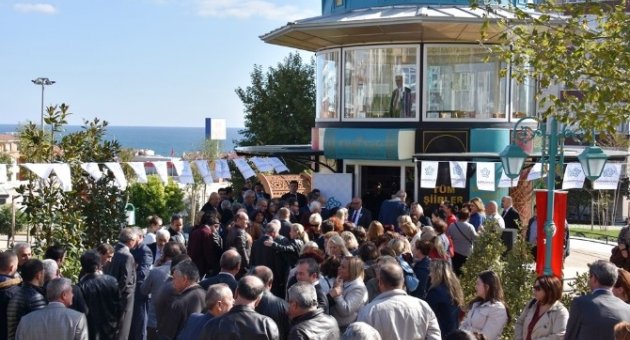 Türkiye’nin İlk Okuma Parkı Açıldı