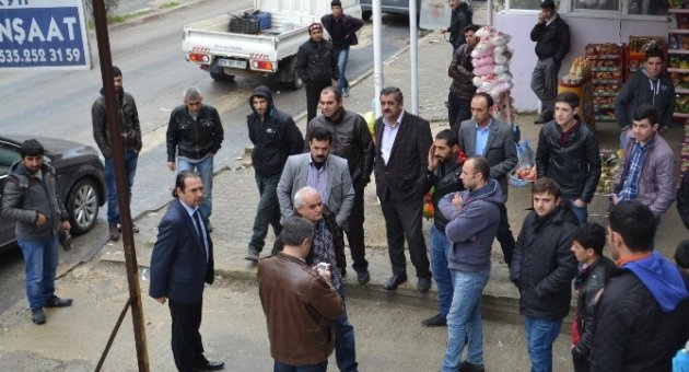 Üç Aydır Maaş Alamayan Taşeron İşçiler Ünlü Markanın Mallarına El Koydu