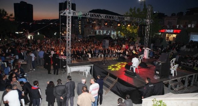 Üç Fidan Bayraklı’da Anılacak