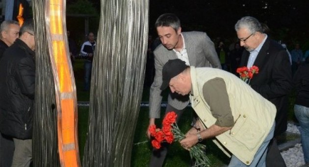 ‘üç Fidan’ Şafak Nöbetiyle Anıldı