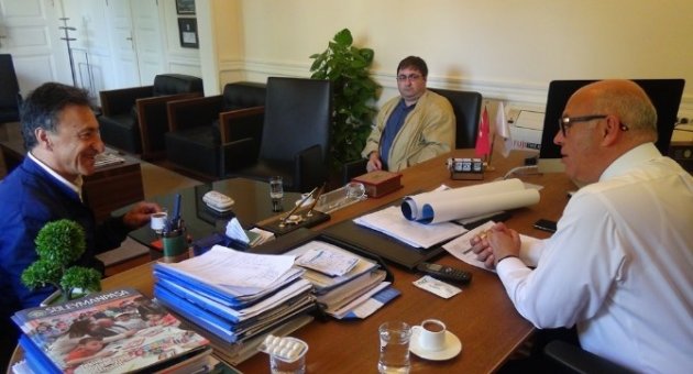 ’uğurböceği’ Yalçın Özden, Süleymanpaşa Belediye Başkanı Eşkinat’ı Ziyaret Etti