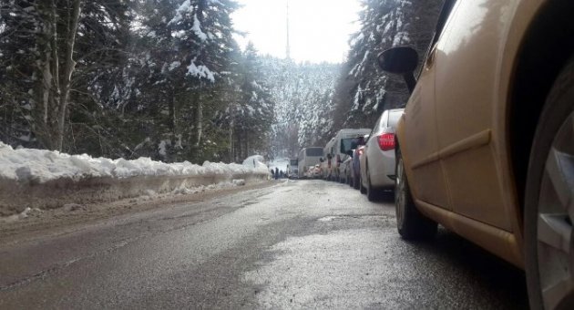 Uludağ Keyfi Trafik Çilesine Döndü