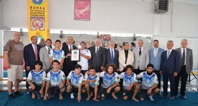 Uludağ Üniversitesi Spor Yatırımları İçin Büyükşehir’le El Ele