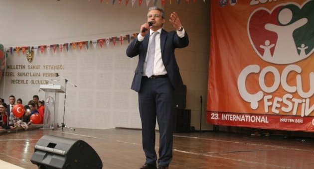 Uluslararası 23 Nisan Karşıyaka Çocuk Şenliği Kapanış Töreni