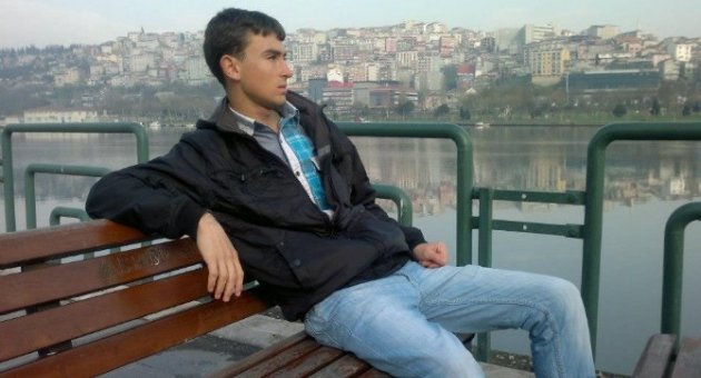 Üniversiteli Genç Kazada Hayatını Kaybetti