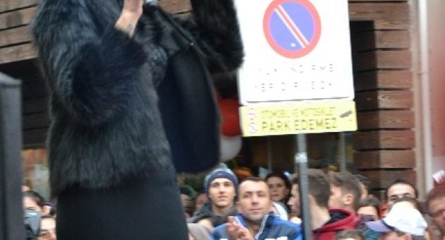 Ünlü Mankenler Biga’da Podyuma Çıktı