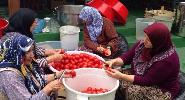 Üreten Kadınlar Bursa’ya Renk Katıyor
