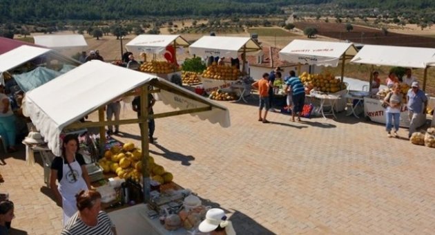 Urla Nohutalan Kavun Festivali Sona Erdi