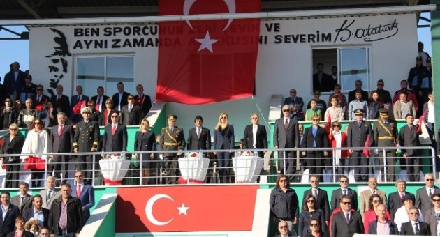 Urla’da Cumhuriyet Coşkusu Törenle Kutlandı