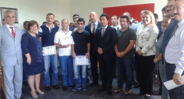Urla’da Kursu Başarıyla Bitiren Mahkumlar Sertifikalarını Aldı