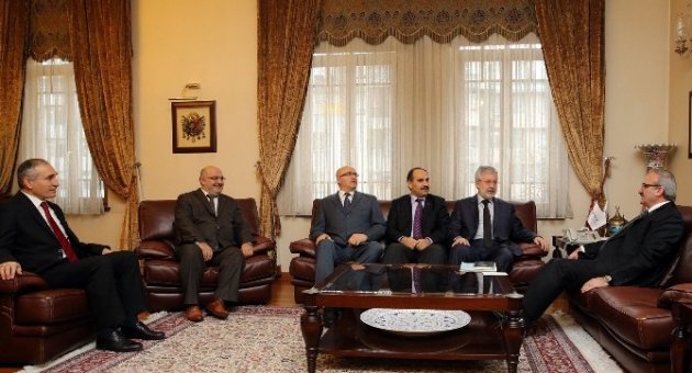 Uü Rektör Adayı Ulcay’dan Vali Karaloğlu’na Ziyaret