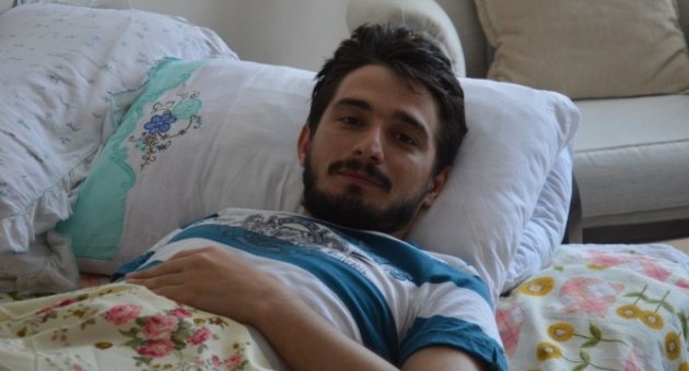 Üzerinden Tekne Geçen Genç Yaralandı