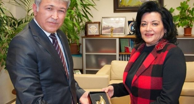 Vali Civelek Trakya Gümrük Ve Ticaret Bölge Müdürlüğünü Ziyaret Etti