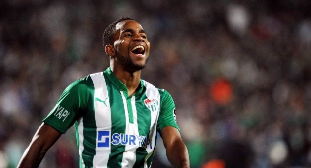 Vıllarreal’in Bakambu Israrı