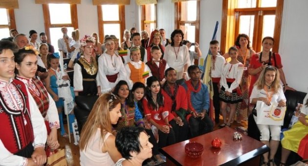 Yabancı Konuklar Başkan Gençer’i Ziyaret Etti