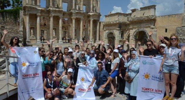 Yabancı Öğrenciler Selçuk’a Hayran Kaldı