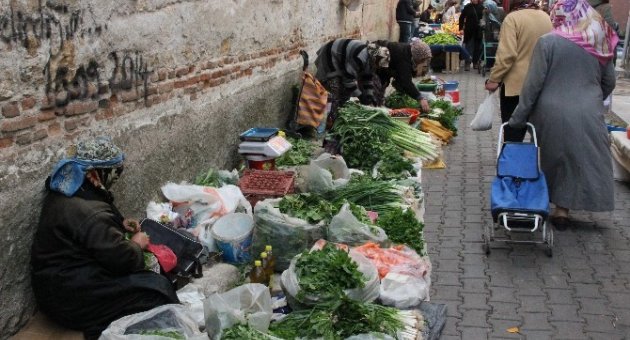 Yabani Otlar Geçim Kaynağı Oluyor