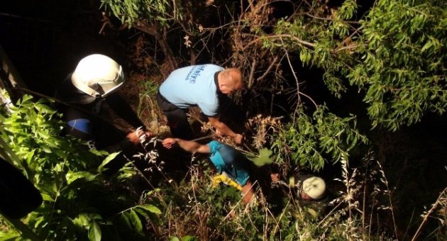 Yağmurdan Kaçan Hırsız Doluya Tutuldu