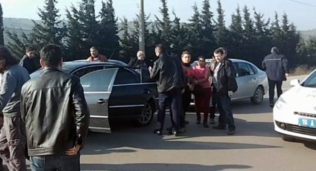 Yakalanınca Polise Sahte Kimlik Gösterdiler