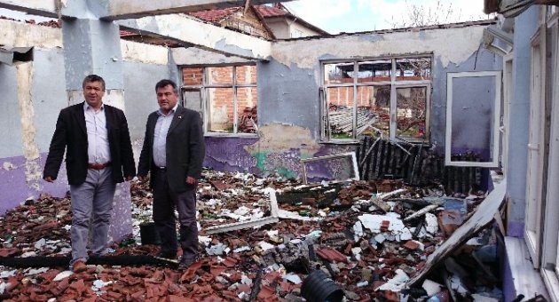 Yangınzede Köy İhaleyi Bekliyor
