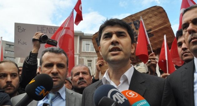 Yasa Dışı Dinleme Operasyonunda Müdür Teslim Oldu