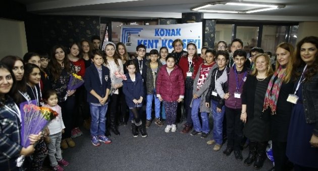Yaşları Küçük Ama Sorumlulukları Büyük