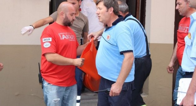 Yaşlı Kadını Kurtarmak İçin Seferberlik Başlatıldı