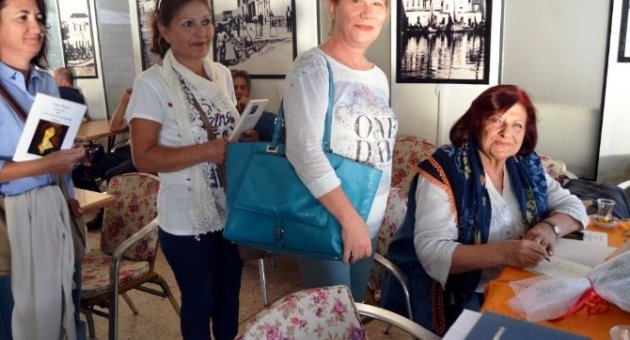 Yazar Elgiz Pamir’de Sokak Hayvanları İçin Yazdığı Yeni Kitabına İmza Günü