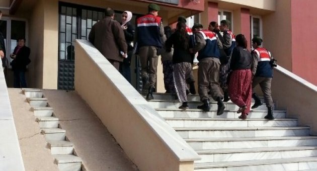 Yazlık Evlere Giren Hırsızlar Jandarmadan Kaçamadı