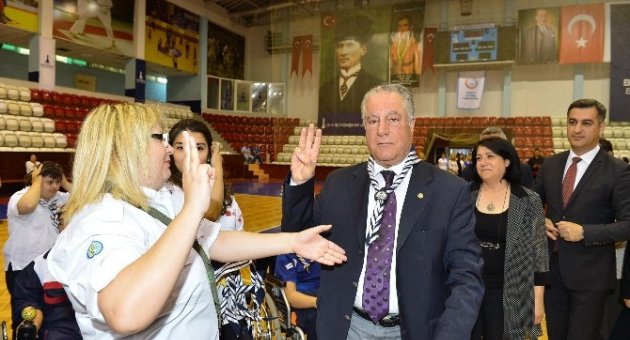 “engelsiz İzciler” Yemin Etti