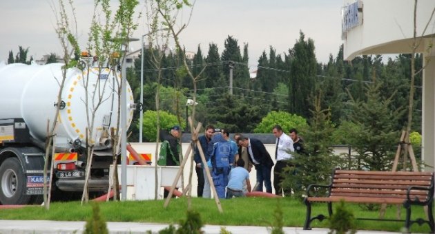 Yeni Yapılan Hastaneyi Su Bastı
