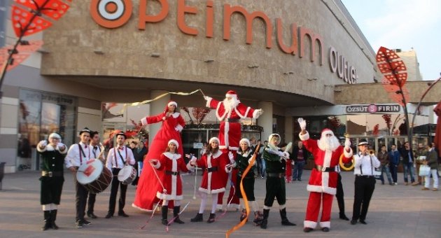 Yeni Yıl Coşkusu Optimum’u Şenlendirdi
