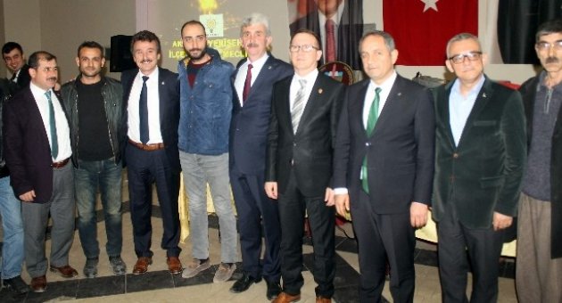 Yenişehir Ak Parti’ye Bin Yeni Üye